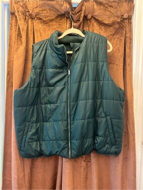 Tek Gear Zip Front Insulated Puffer Vest